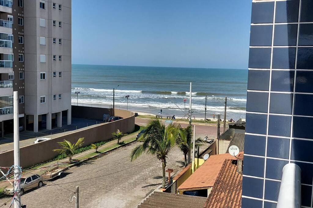 Ap, Condominio, Vista Do Mar, Piscina, Estacionamento Itanhaém Eksteriør bilde